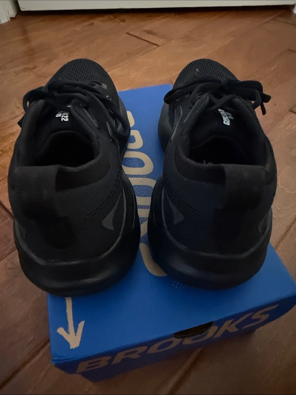 Brooks Women's Glycerin GTS 22 - Black/Black 6.5
